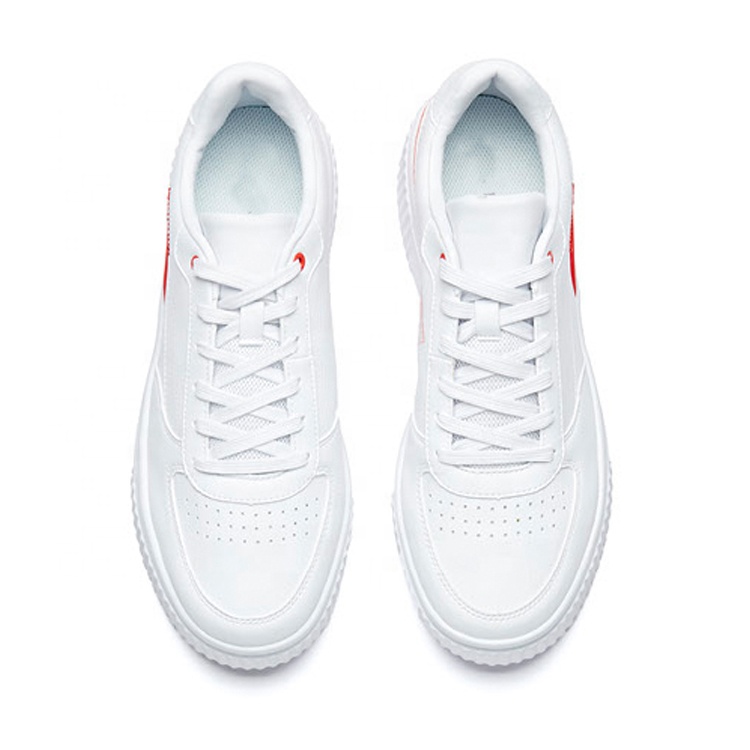 China Hot Selling Sport Sneakers Fashion Lace-Up White Skateboard Sneaker Women Men Casual Shoes